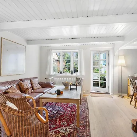 Ae282-marstal-dronningestraede-8 Semesterbostad Marstal