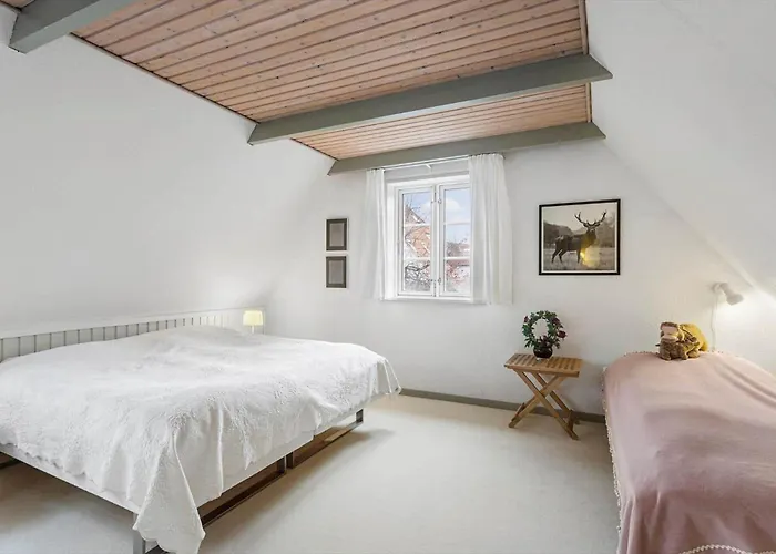 Ae282-marstal-dronningestraede-8 *