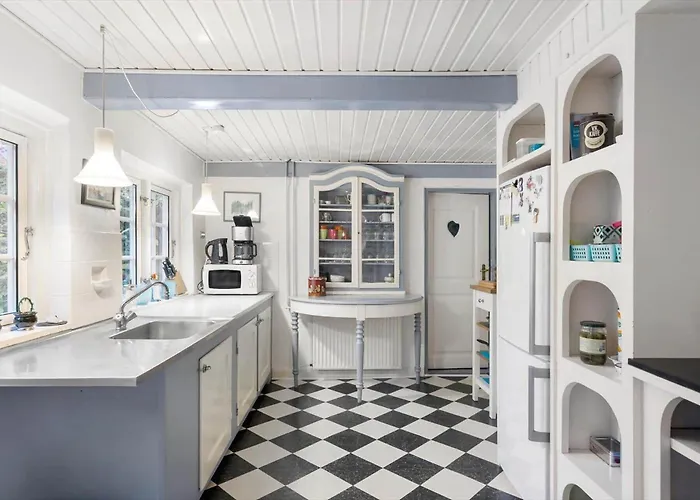 Ae282-marstal-dronningestraede-8 Semesterbostad *